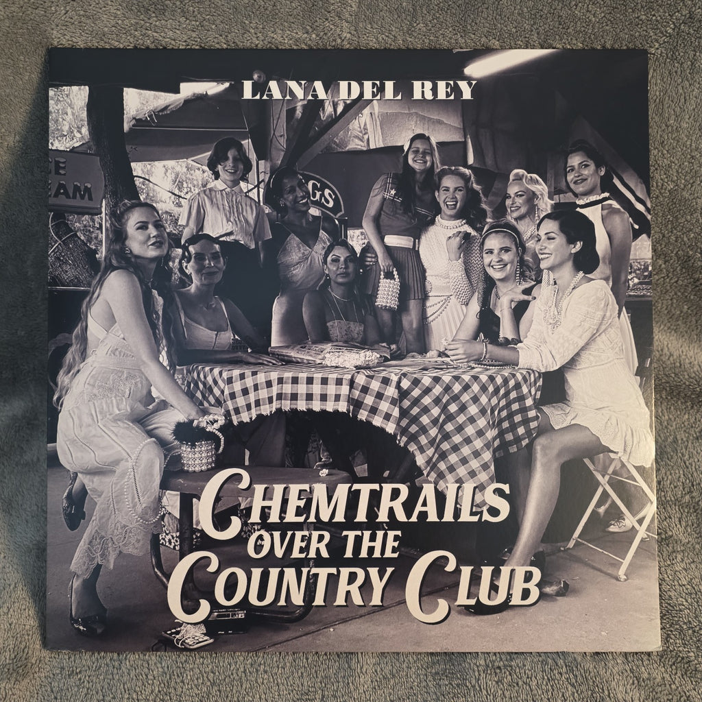 Chemtrails over the Country Club by Lana Del Rey, vinyl 2LP