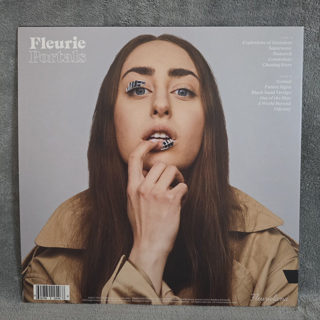 Portals by Fleurie, vinyl LP, photo 2